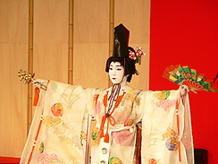 あでやかな歌舞伎の舞の画像1