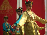 インドネシア伝統舞踊と再生の語りの画像