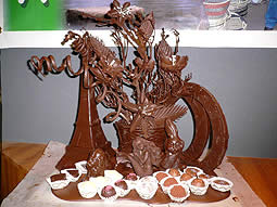 ガーナ産チョコレートで愛・地球博のオブジェの画像2