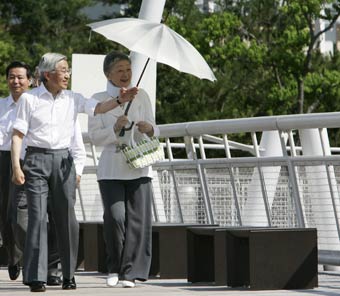 両陛下、中国館など見学の画像2