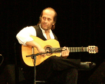 フラメンコギターの名手登場、胸を打つ演奏で観客を魅了

の画像1