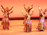 タジキスタンデー 文化伝える多彩な演目の画像