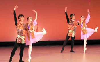 愛知の現代舞踊グループが競演の画像1